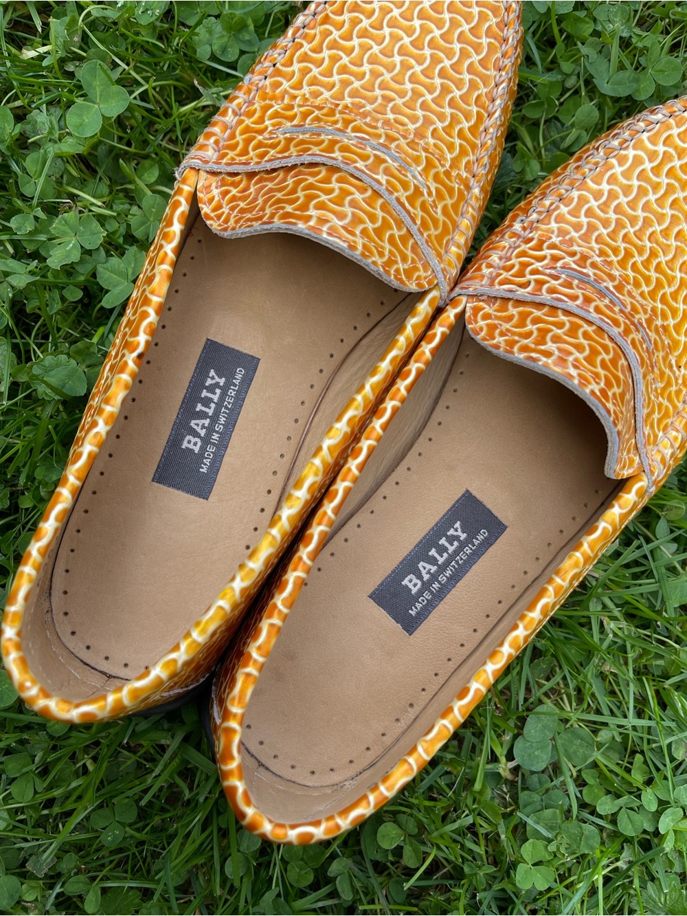Bally Orange Giraffe-Print Leather Loafers Women’s Size 6.5